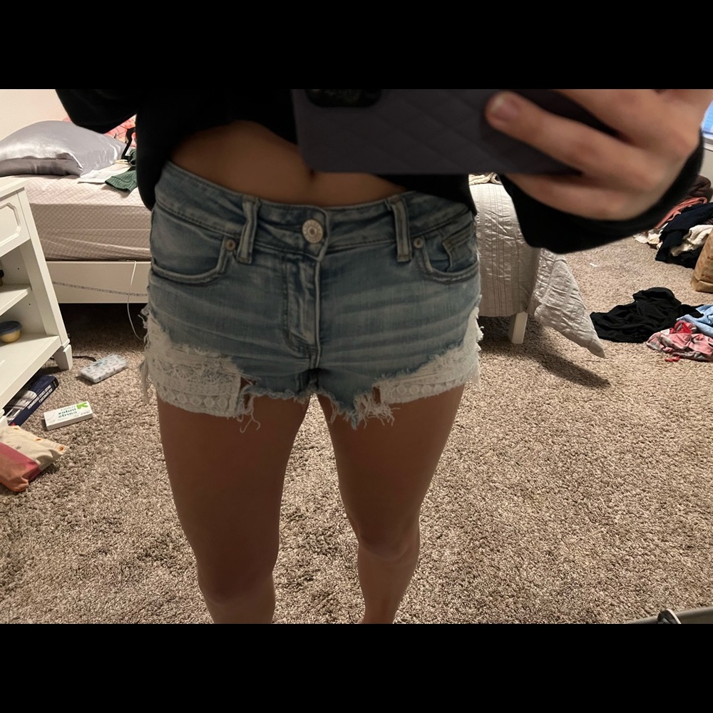 Light washed Jean shorts